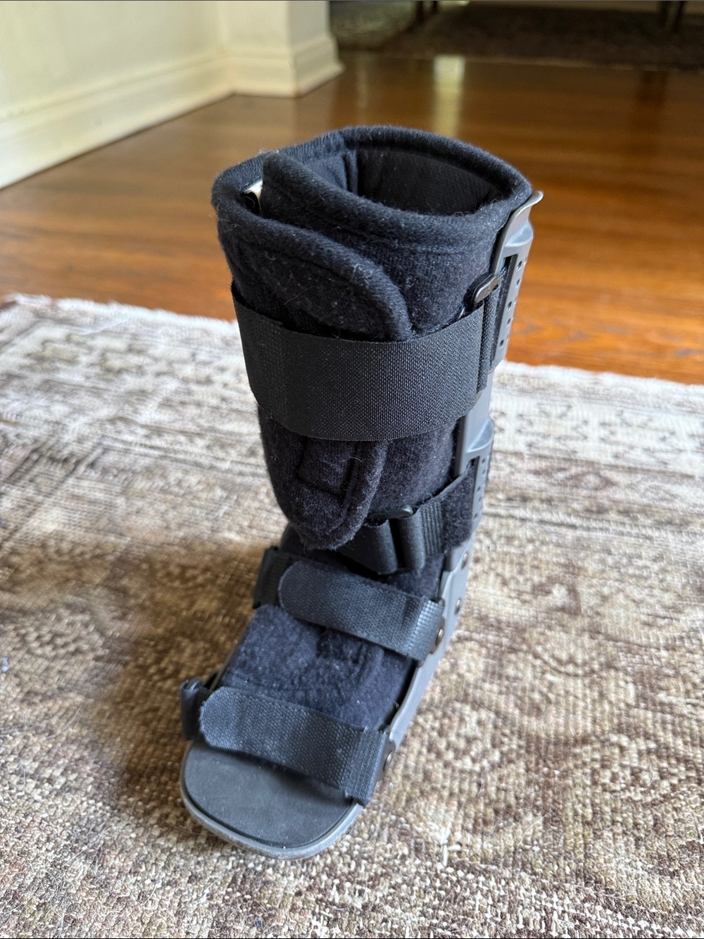 Kids adjustable medium Black Medical Walking Boot